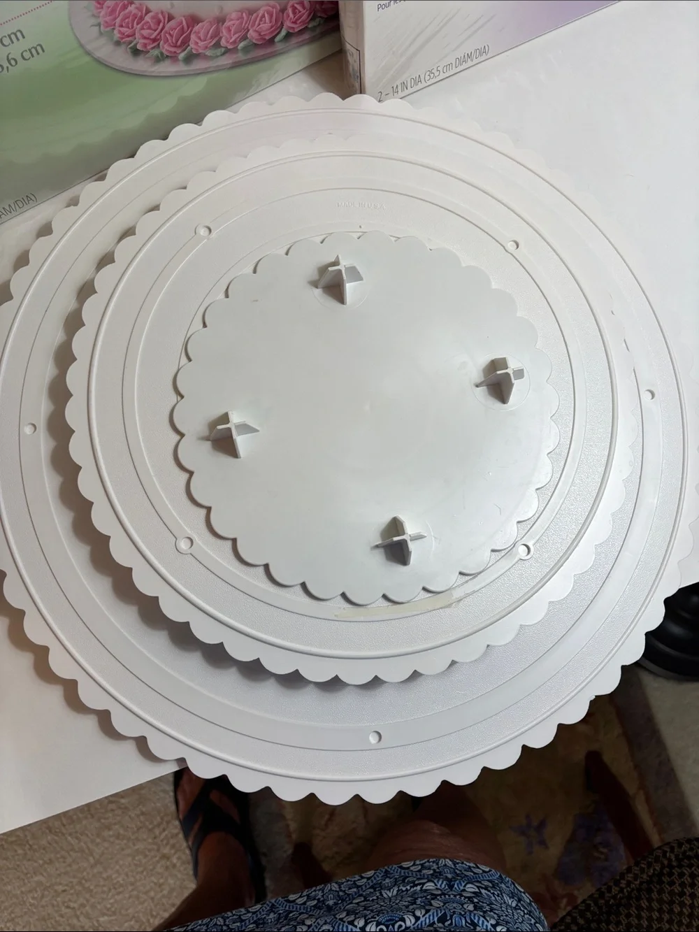 Wilton Silver and White 14 in. Cake Circles & Bases Set and 20”cake base